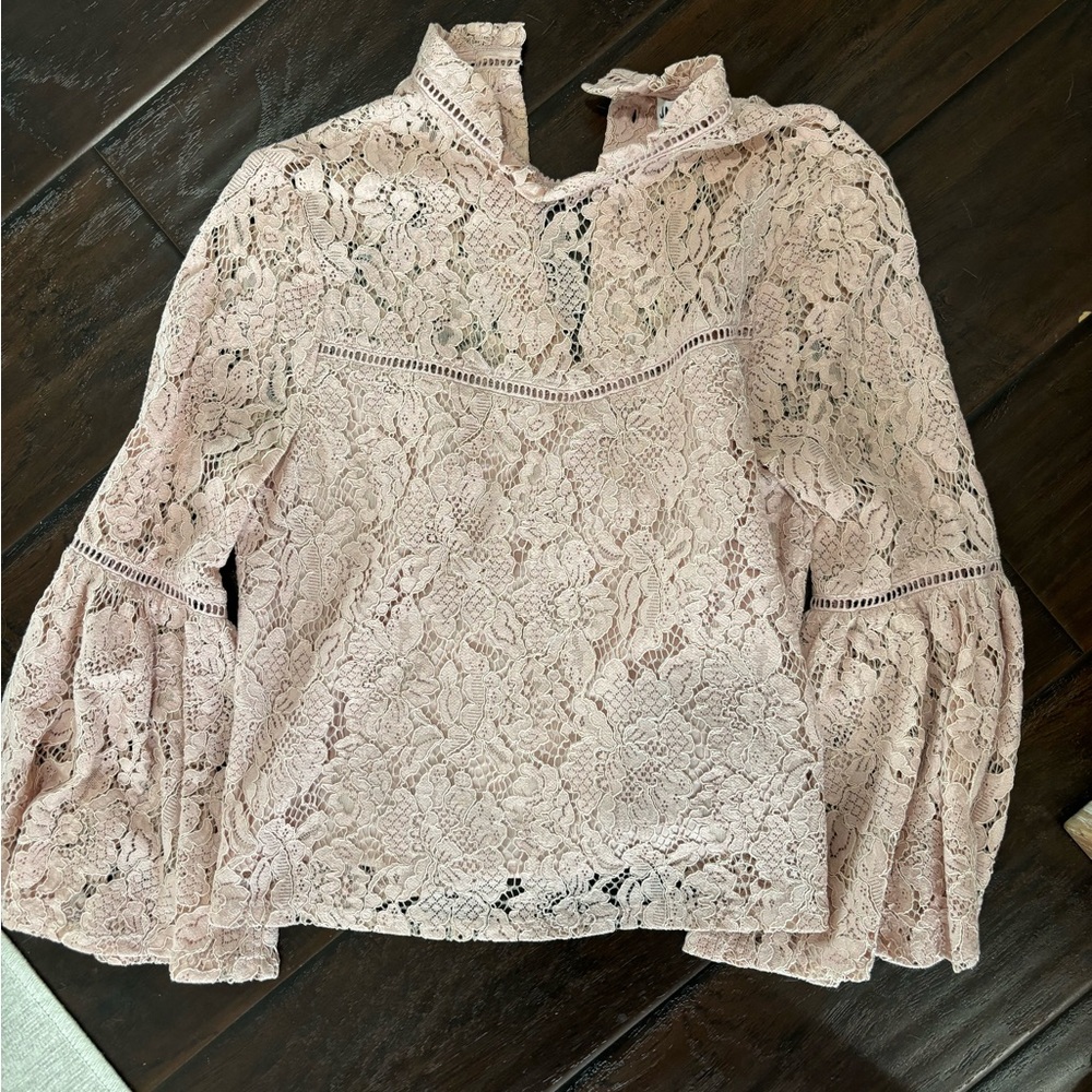 Jack BB Dakota pink lace top